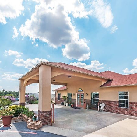 Days Inn By Wyndham Gainesville Εξωτερικό φωτογραφία