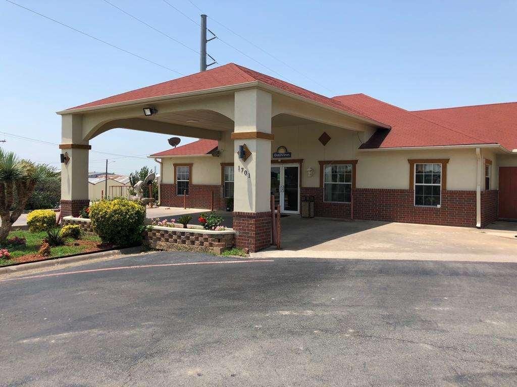 Days Inn By Wyndham Gainesville Εξωτερικό φωτογραφία