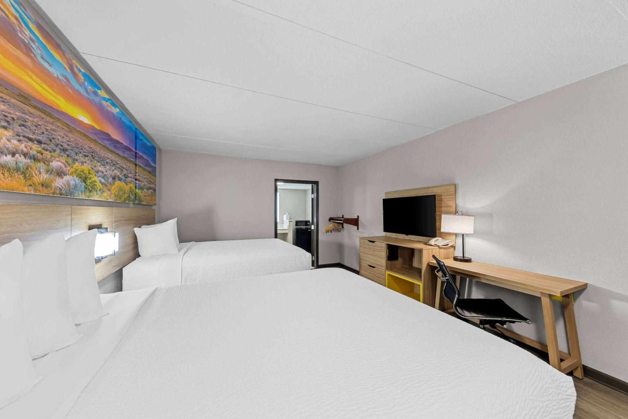 Days Inn By Wyndham Gainesville Εξωτερικό φωτογραφία